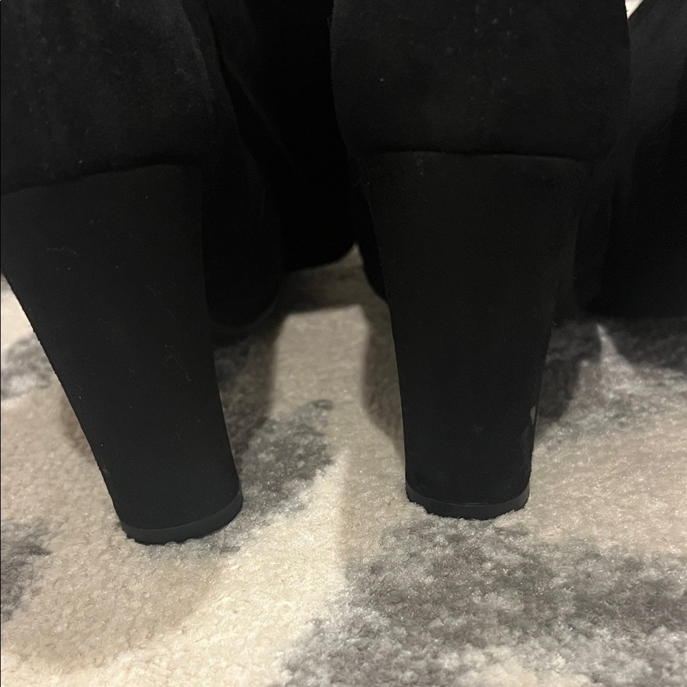 Stuart Weitzman Elegant Black Over-the-Knee Boots Size 4 - Picture 3 of 7